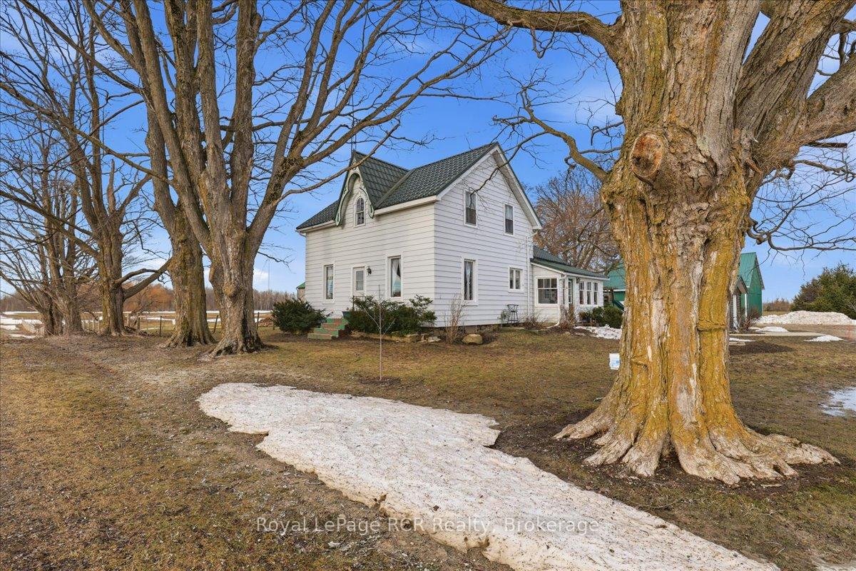 349 20 Side Road, Kincardine — photo 2 of 5