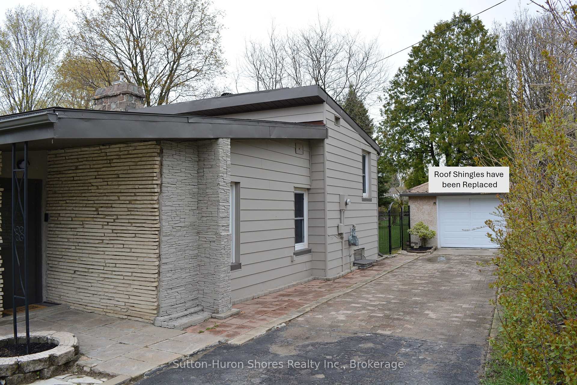669 Louis Street, Saugeen Shores — photo 4 of 5