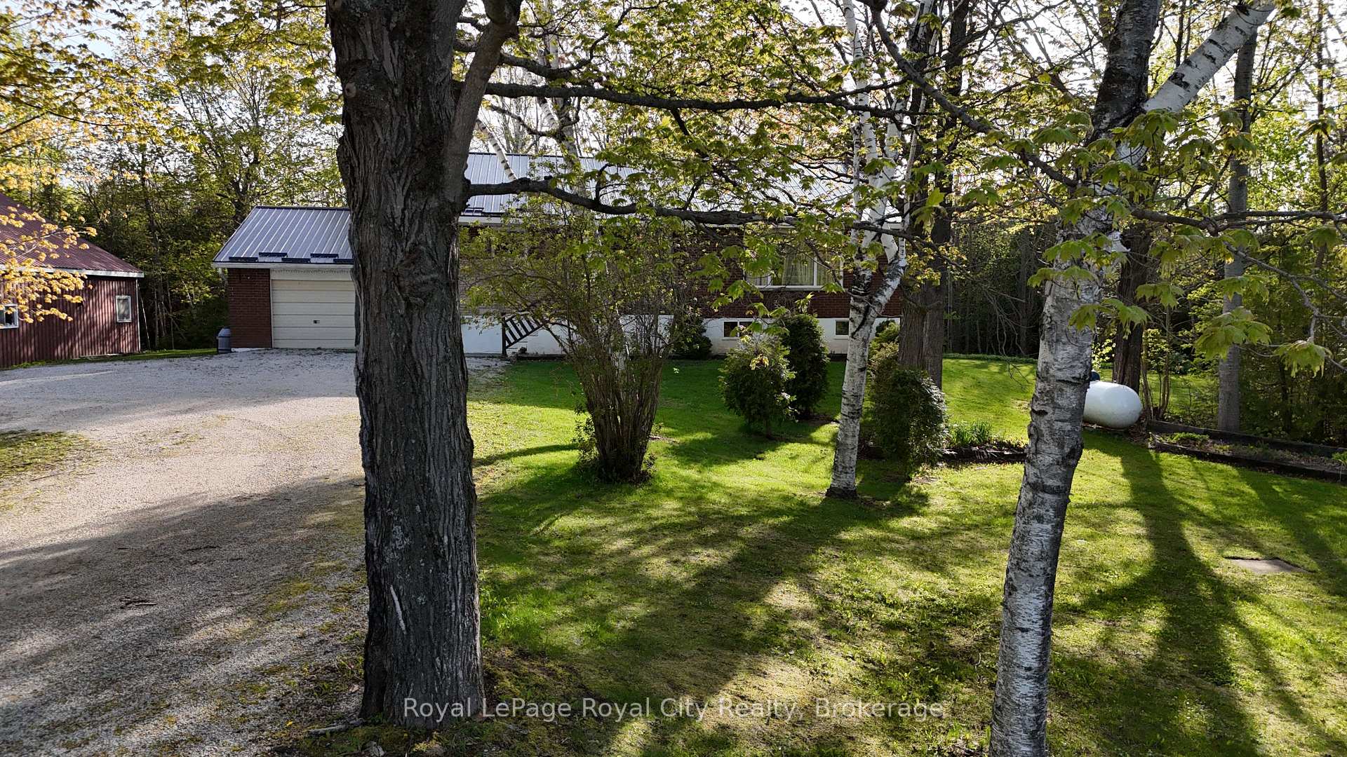 3527 6 Highway, Northern Bruce Peninsula — photo 2 of 5