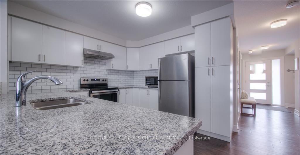 66 Munch Avenue 1 Room, Cambridge — photo 2 of 5