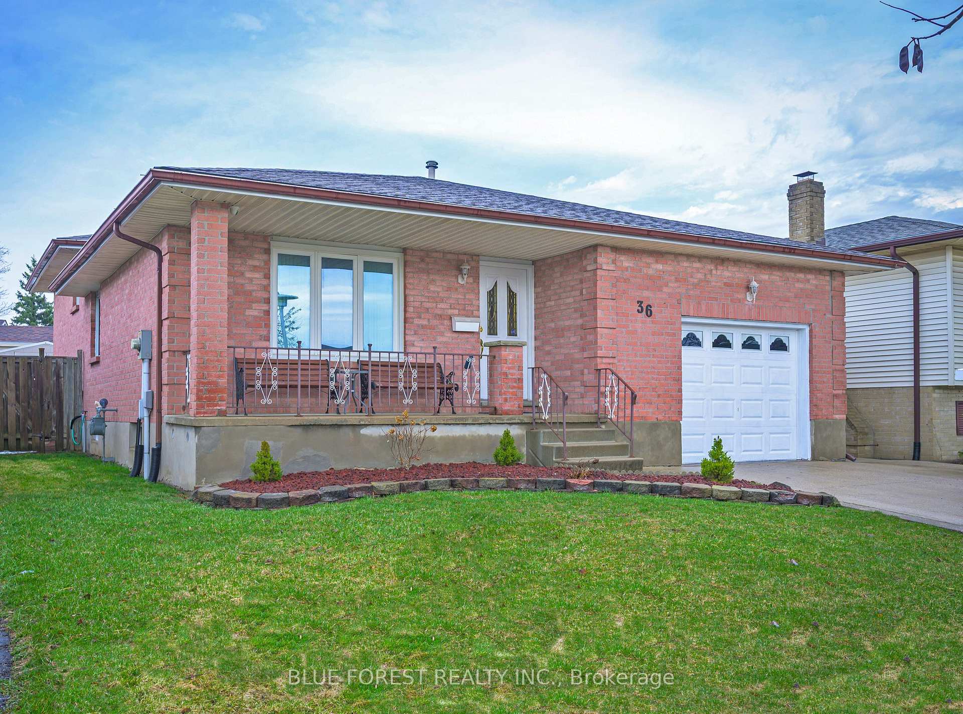 36 Golfdale Crescent, London South, ON N6C 5P1