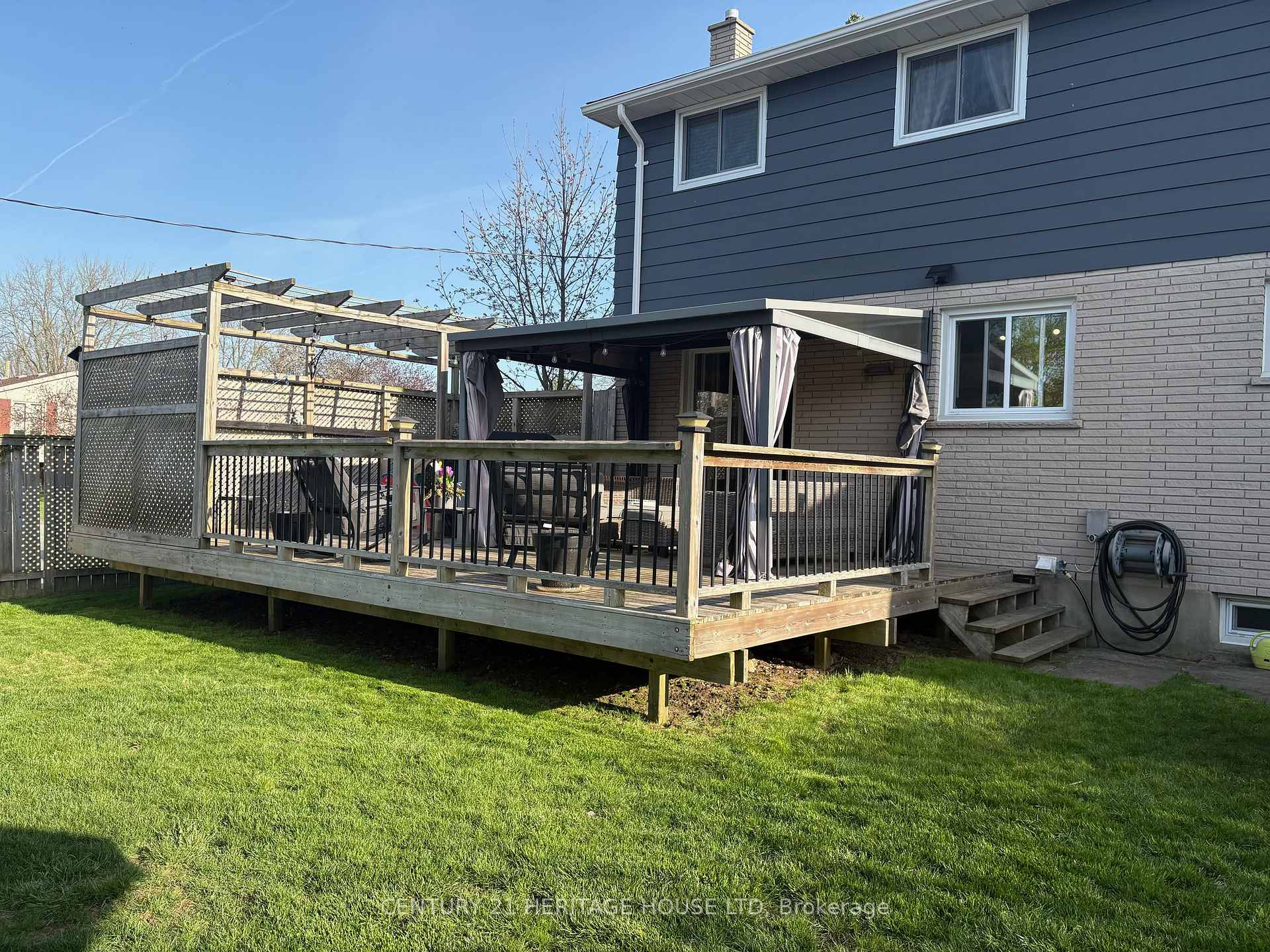 1 Massey Drive, St. Thomas — photo 5 of 5