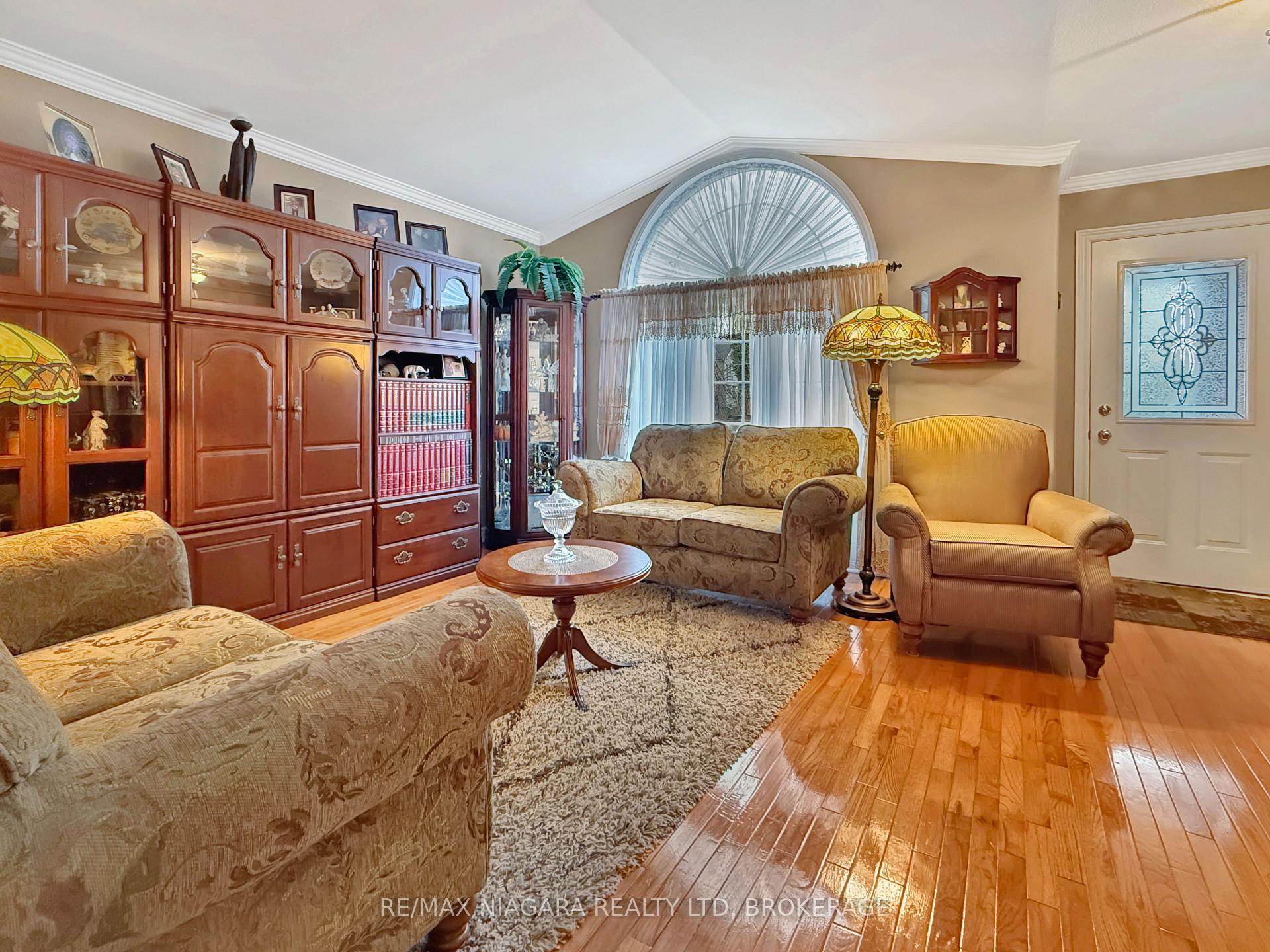 629 Daytona Drive, Fort Erie — photo 4 of 5