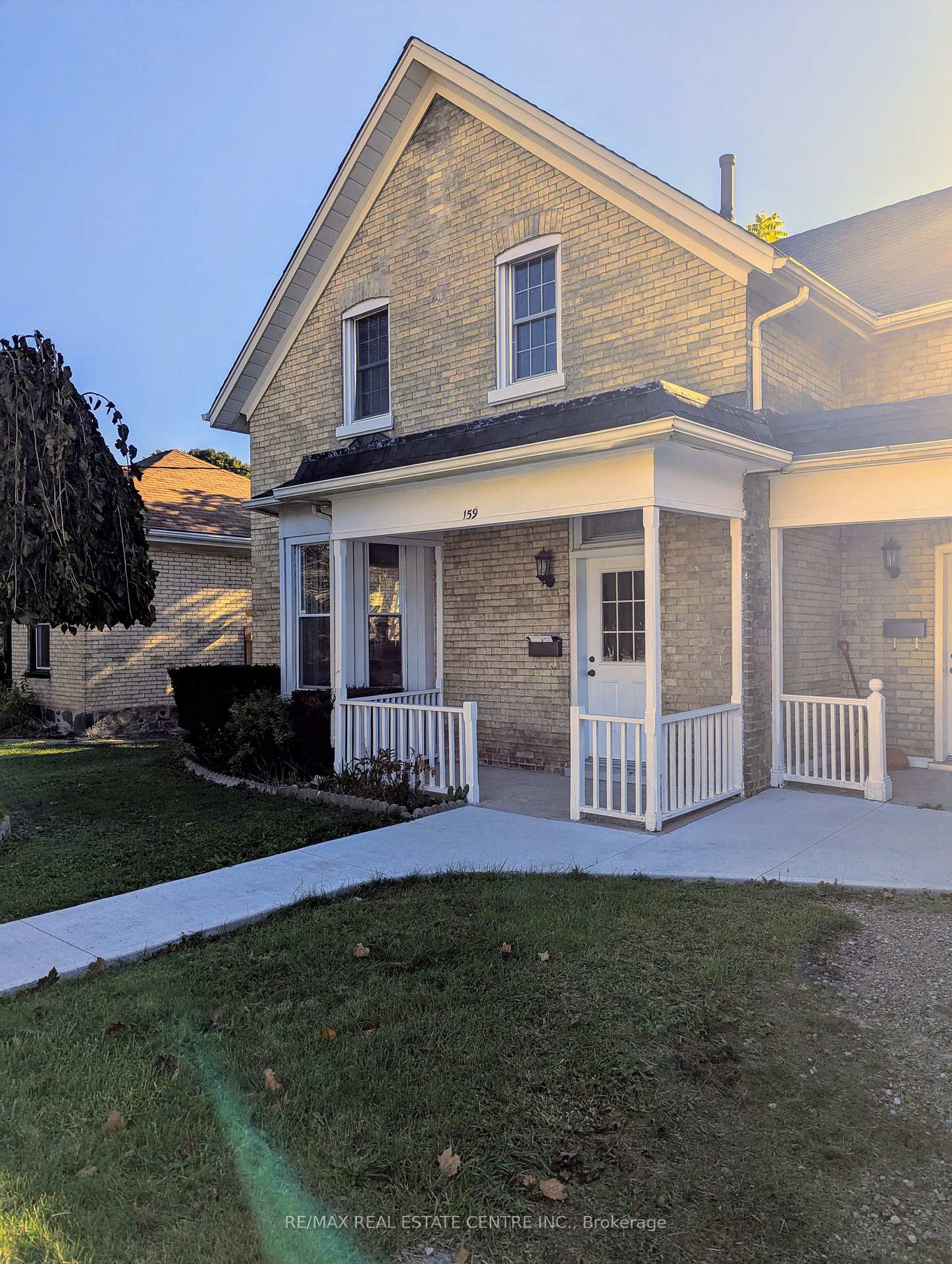 159 Wellington Street, Cambridge — photo 2 of 5