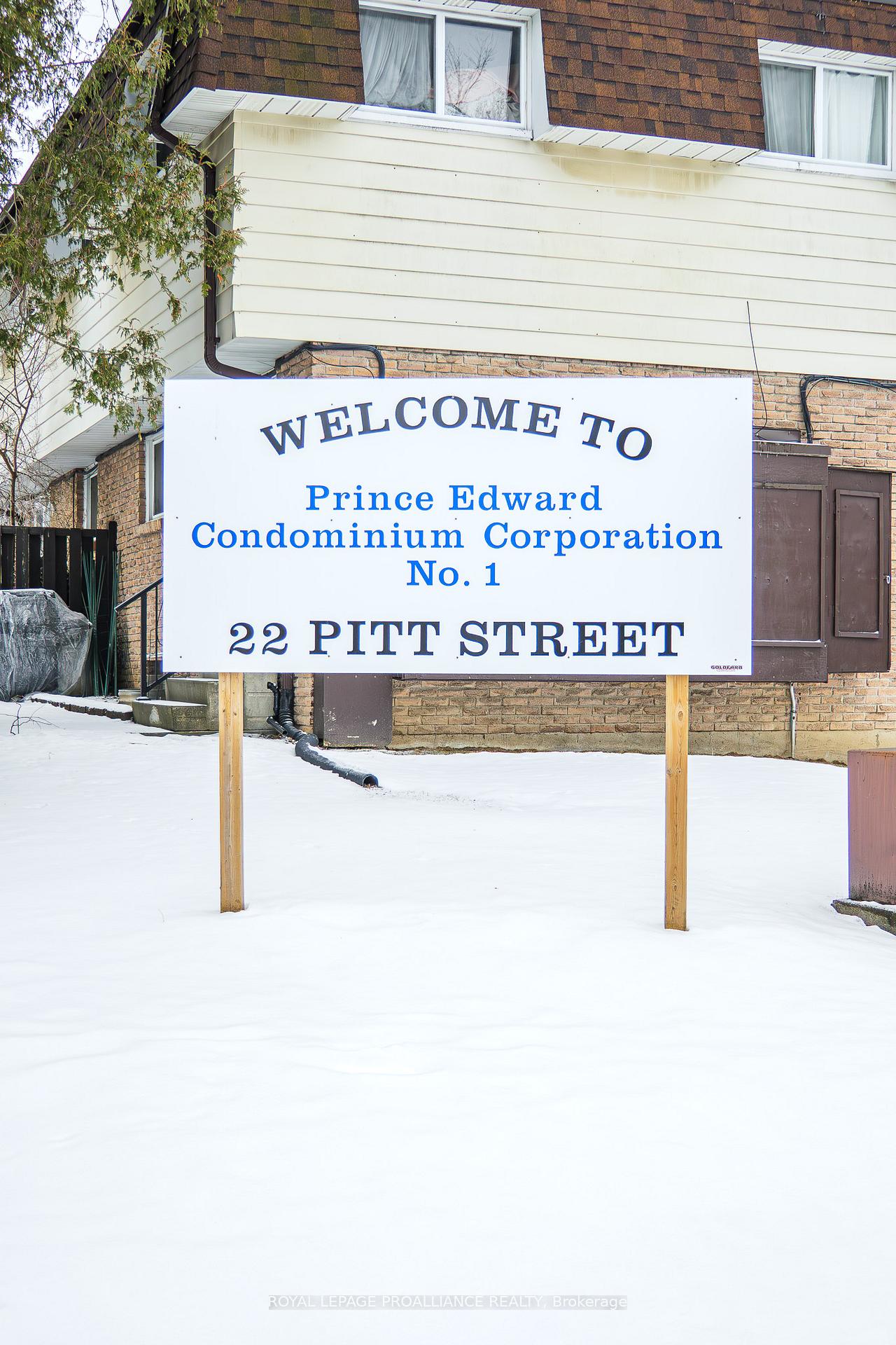 22 Pitt Street 19, Prince Edward County — photo 3 of 5