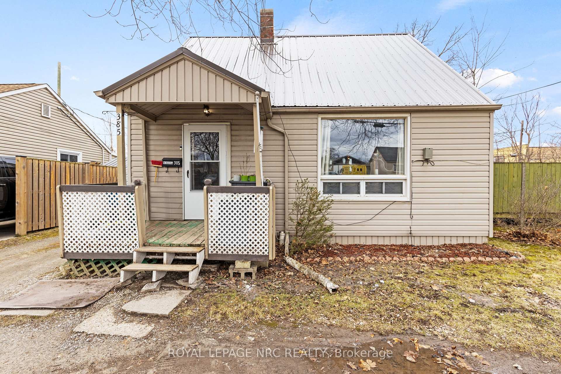 385 Crowland Avenue, Welland, ON L3B 1X5