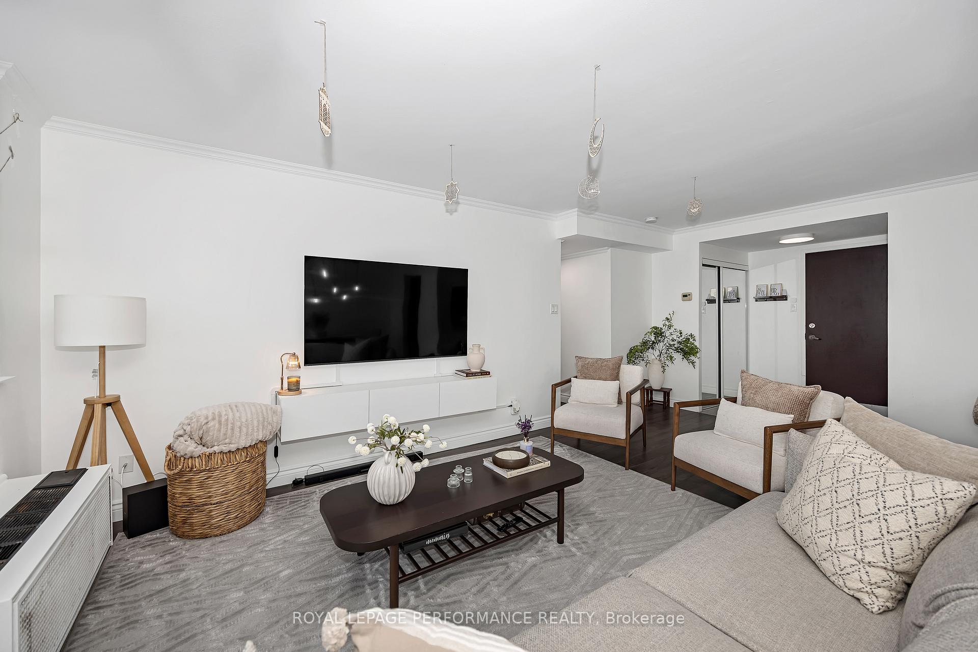 2760 Carousel Crescent 1512, Blossom Park - Airport and Area — photo 5 of 5