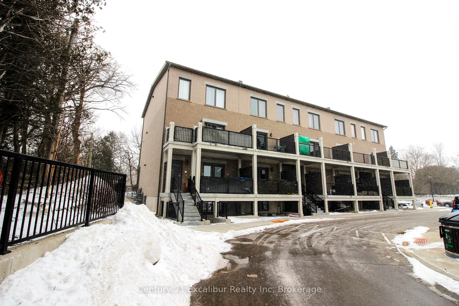 360 Queen Street E 4A, Centre Wellington, ON N1M 1T4 — Centre Wellington, Ontario
