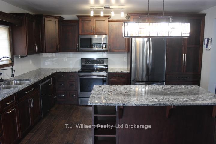 25130 Argyle Line, West Elgin — photo 5 of 5
