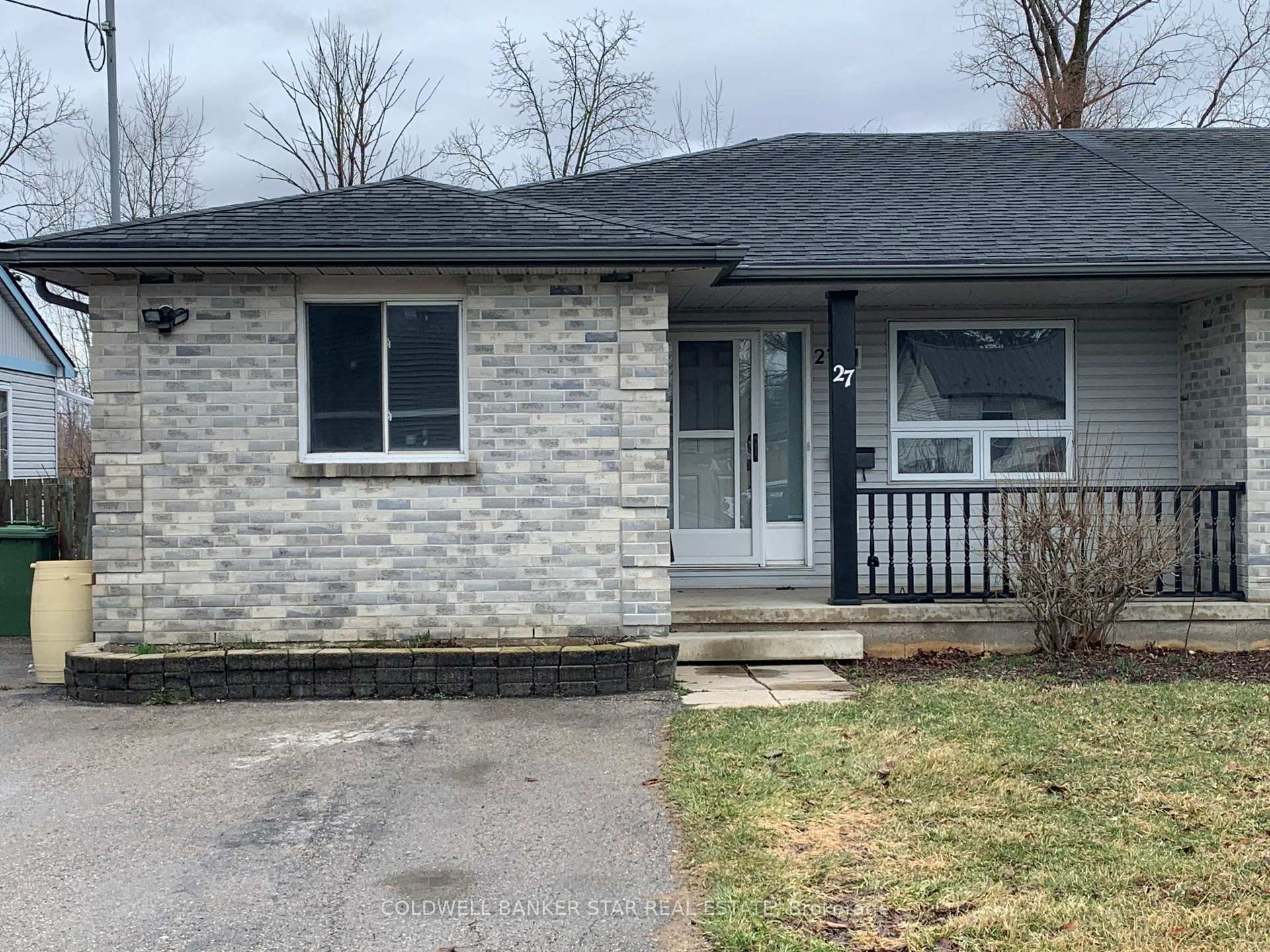 27 STEELE Street, St. Thomas, ON N5R 2Y2