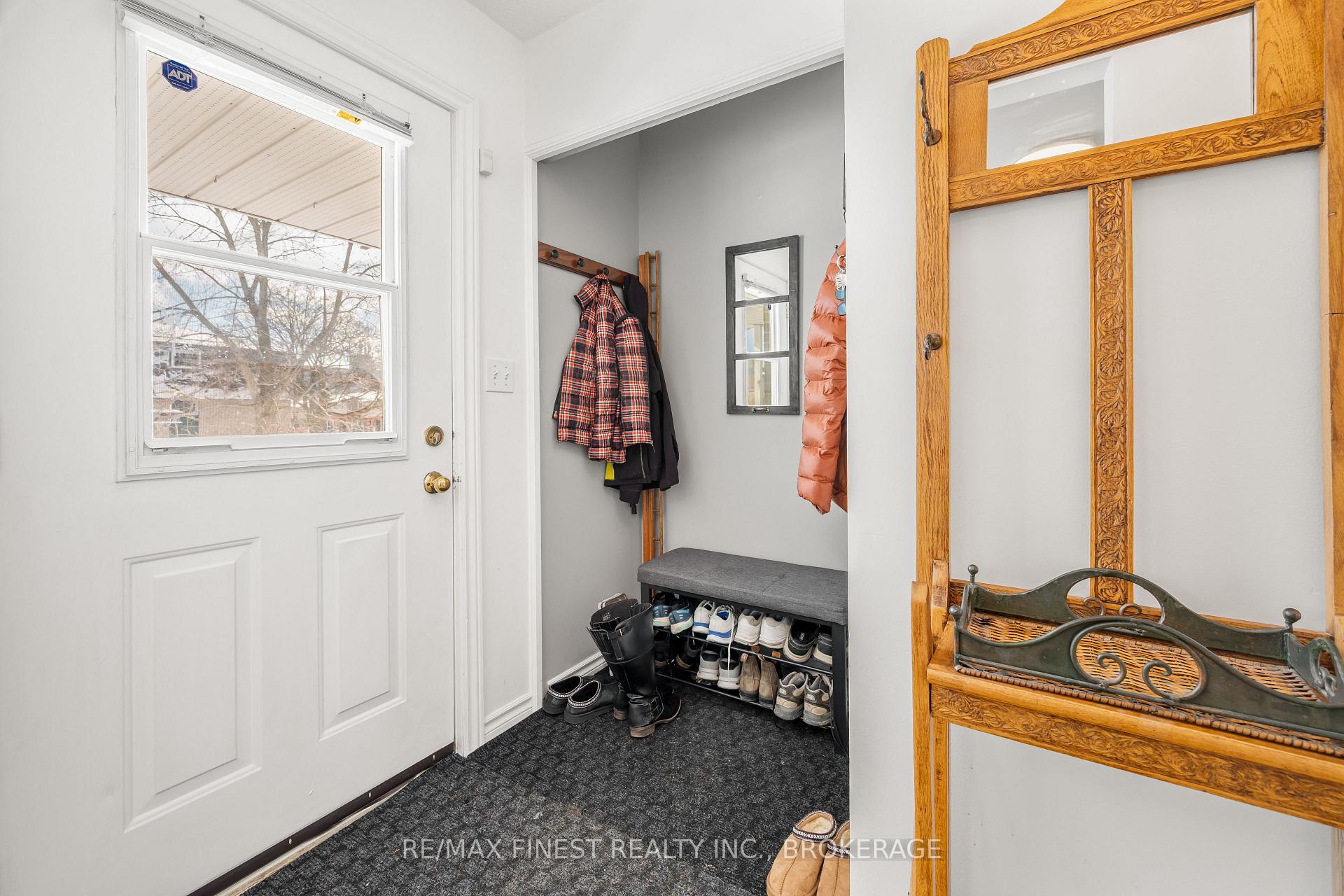 303 Conacher Drive, Kingston — photo 5 of 5