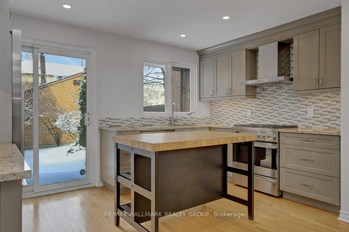 261 Bruyere Street, Lower Town - Sandy Hill — photo 5 of 5