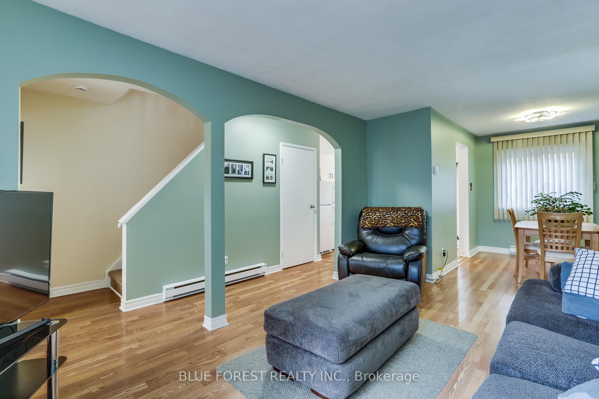 166 W Southdale Road W 54, London South — photo 5 of 5