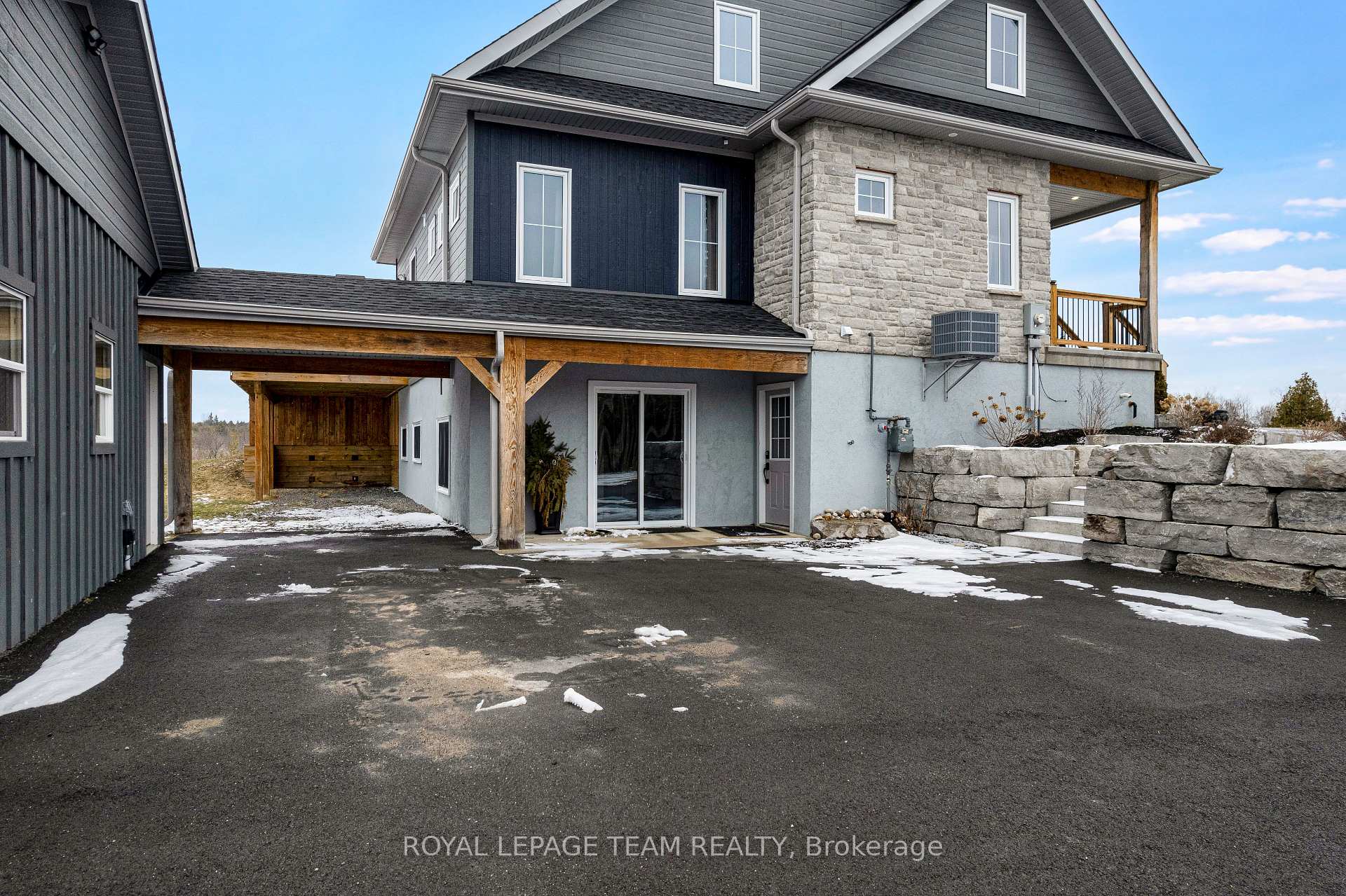 residential Property Image no.1