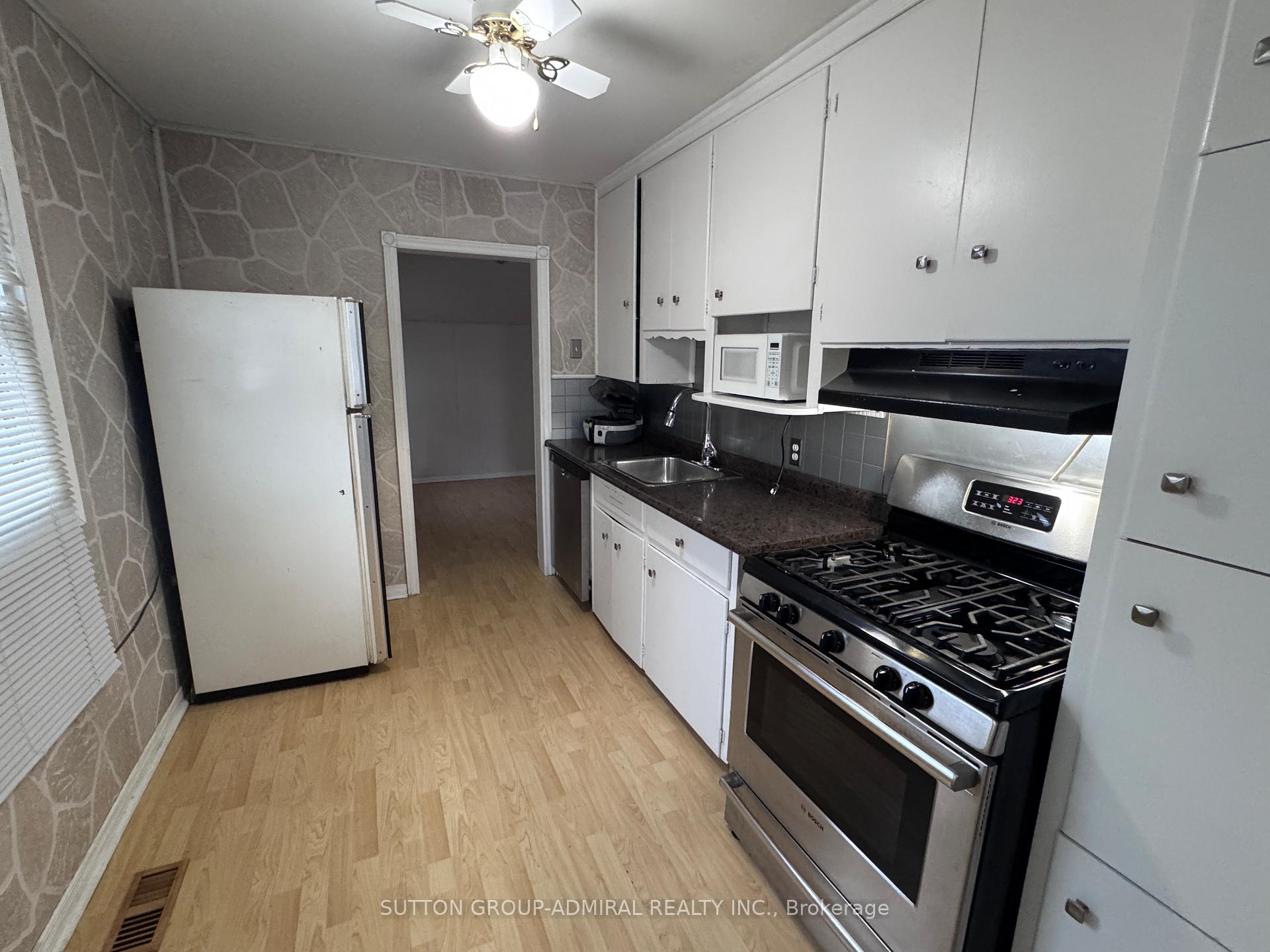 305 Crowland Avenue, Welland — photo 4 of 5