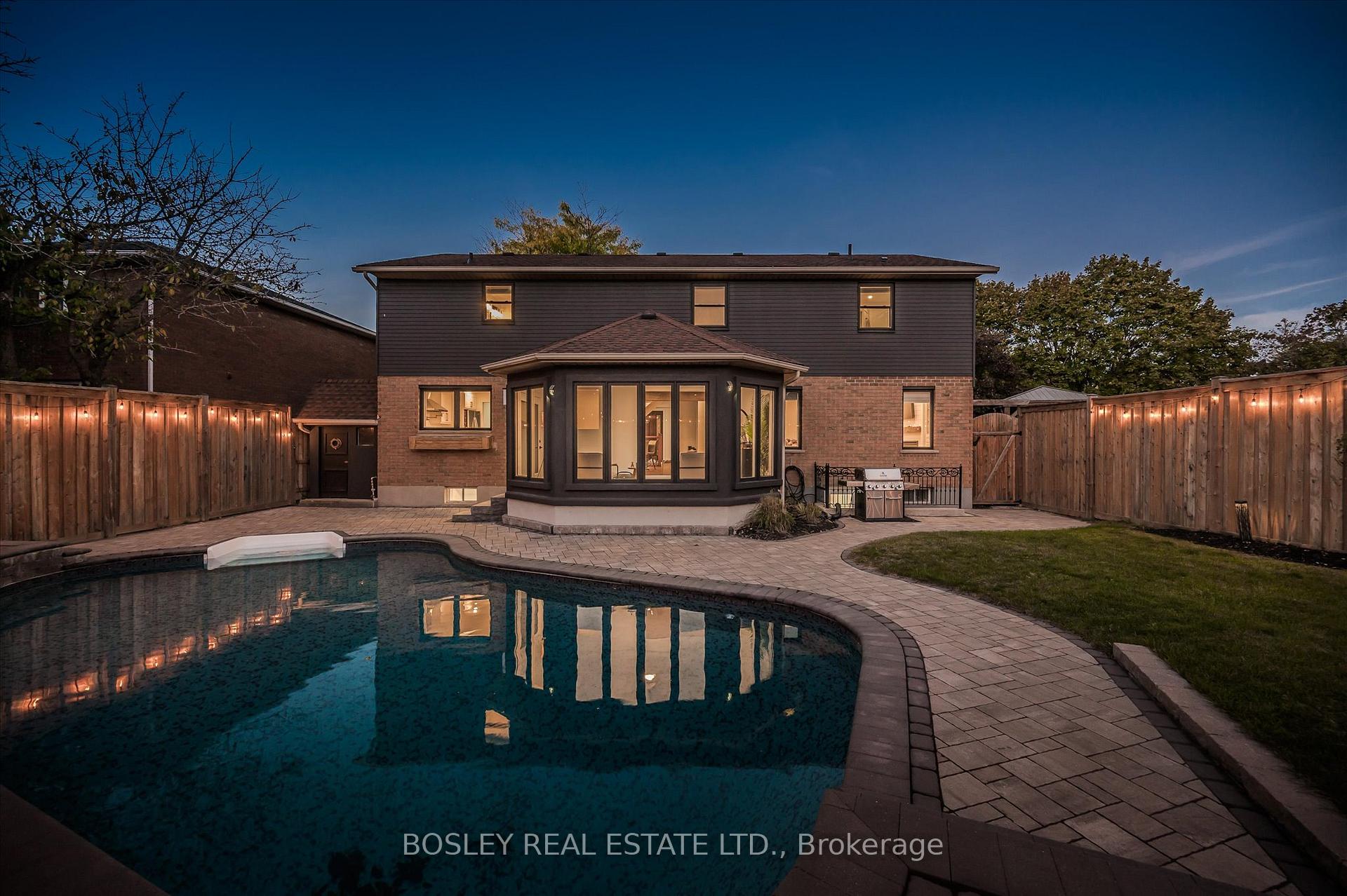 601 Sandringham Drive, Waterloo, ON N2K 3L5 — Waterloo, Ontario