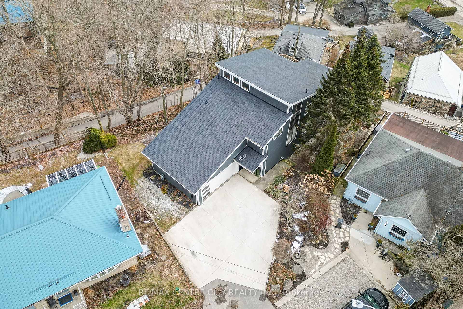 205 Cornell Drive, Central Elgin — photo 3 of 5