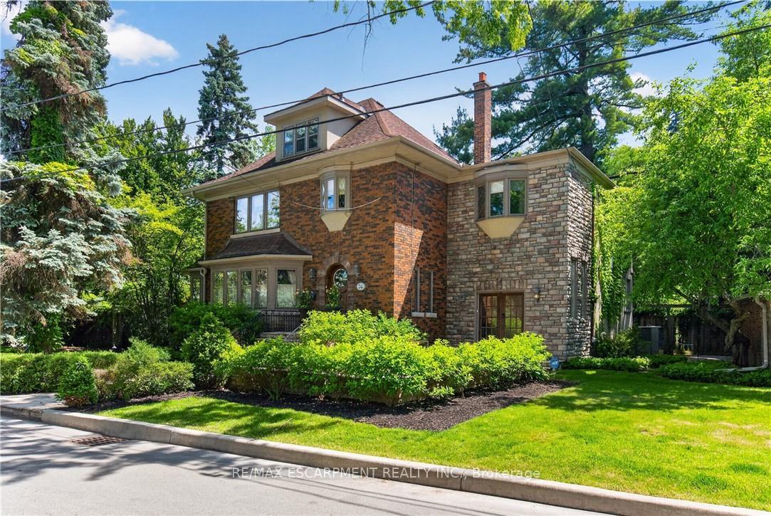 74 OAK KNOLL Drive, Hamilton, ON L8S 4C4