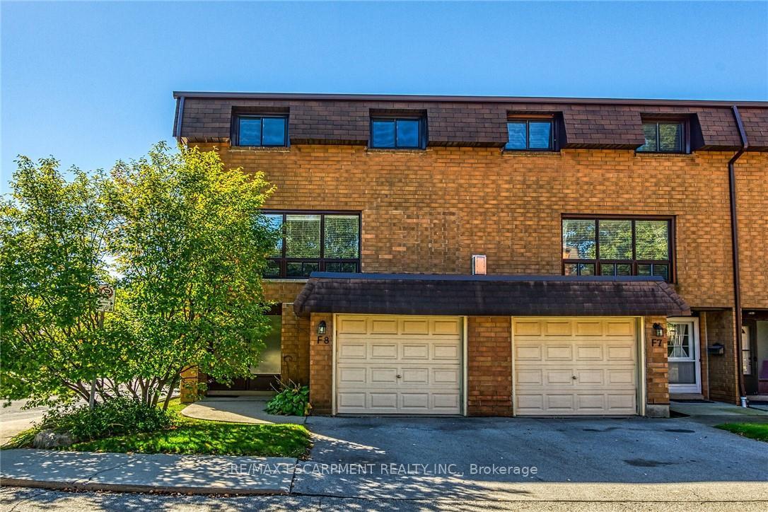 500 Stone Church Road W F8, Hamilton, ON L9B 1R2