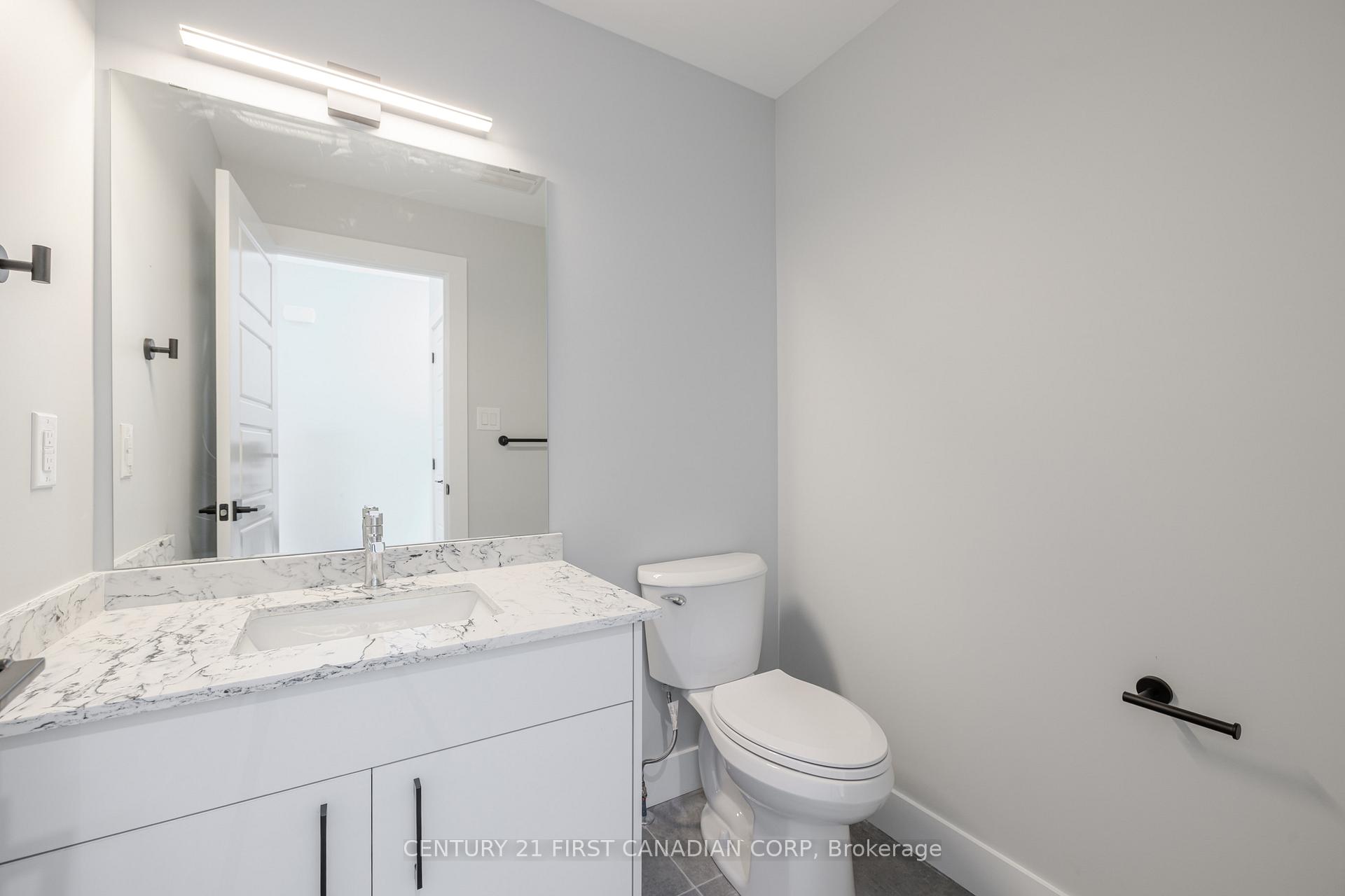 109 Ross Street, St. Thomas — photo 4 of 5