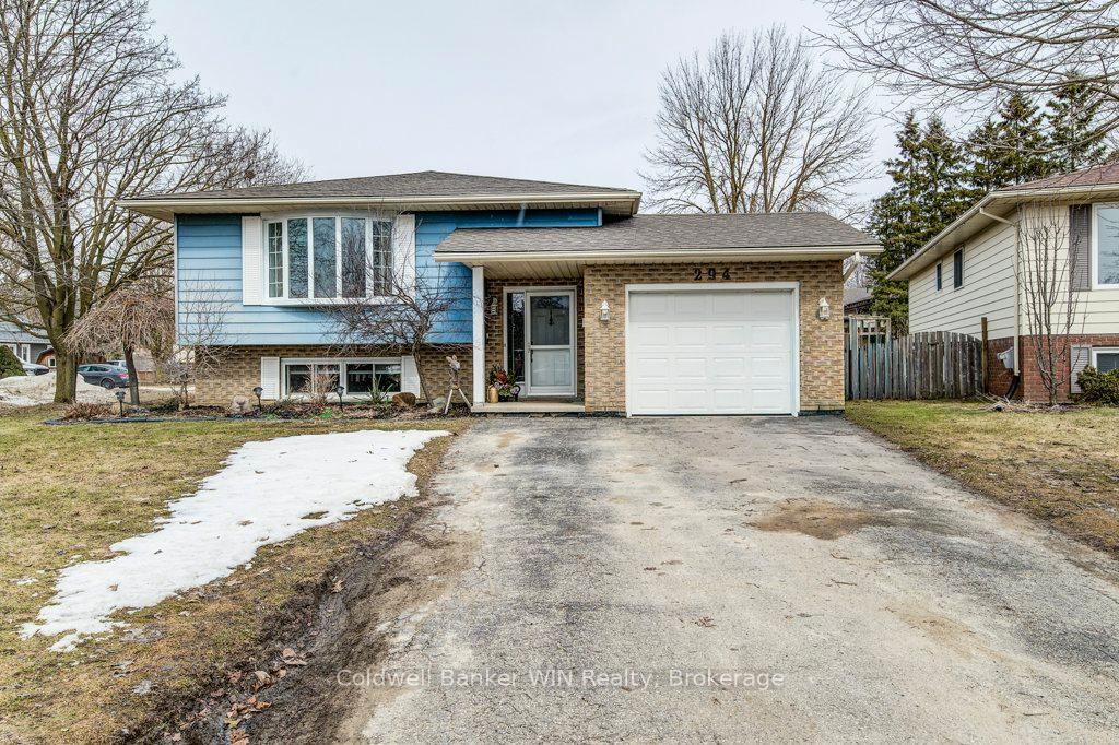 294 Forest Glen Drive, Wellington North, ON N0G 2L2 — Wellington North, Ontario