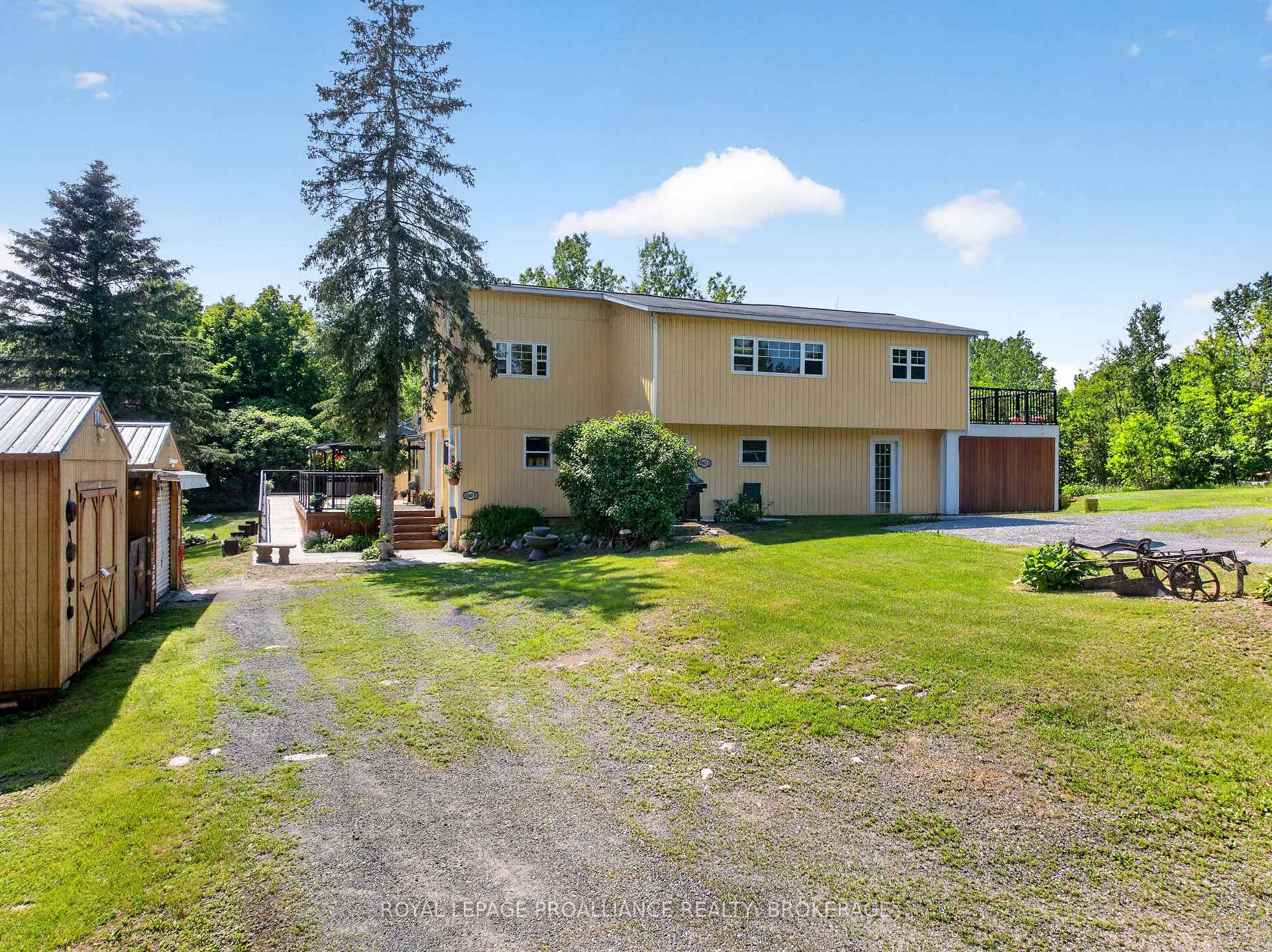 1040 Antoine Road, Frontenac, ON K0H 2P0