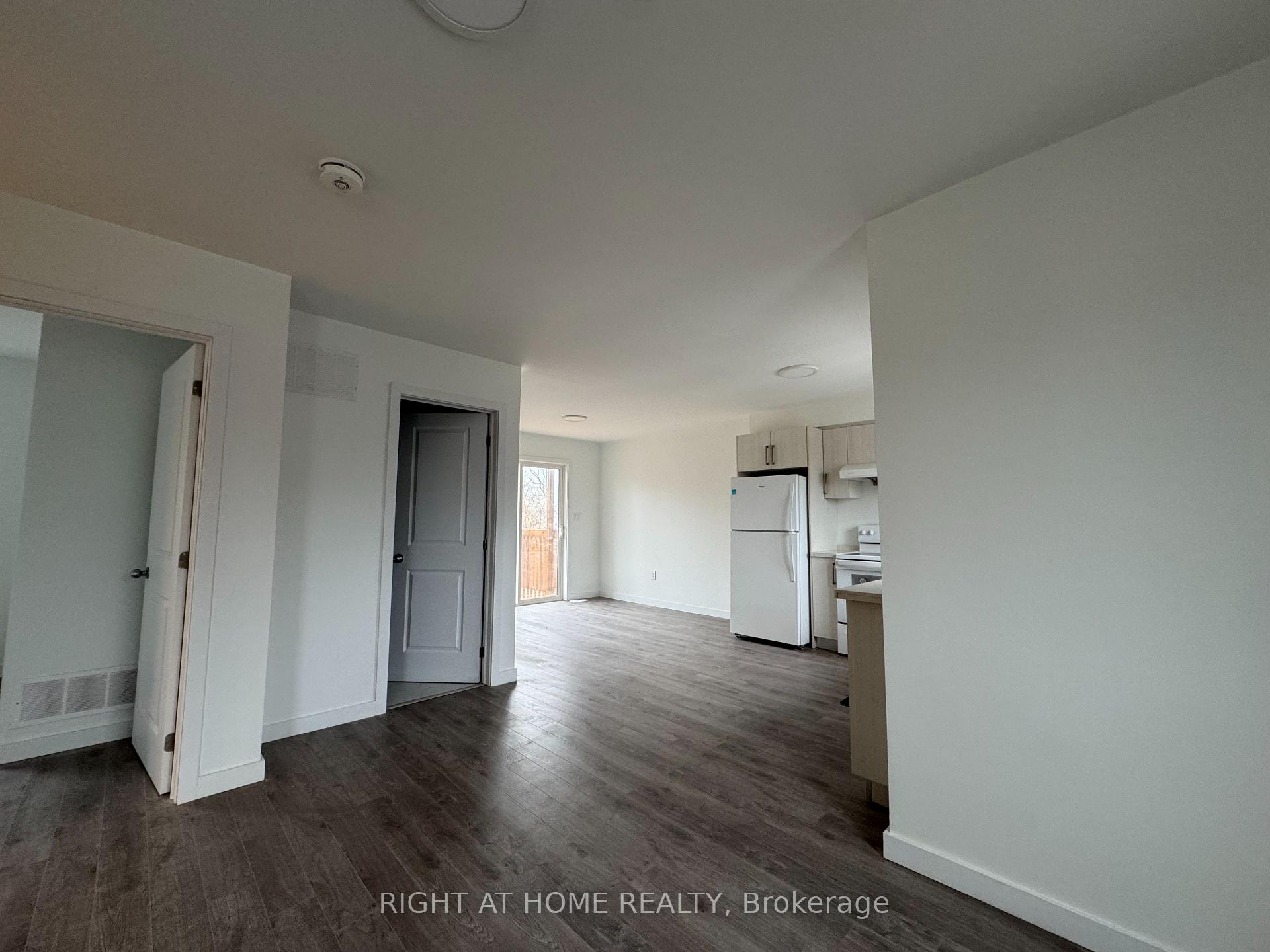 127 Highriver Trail (MAIN), Welland — photo 5 of 5