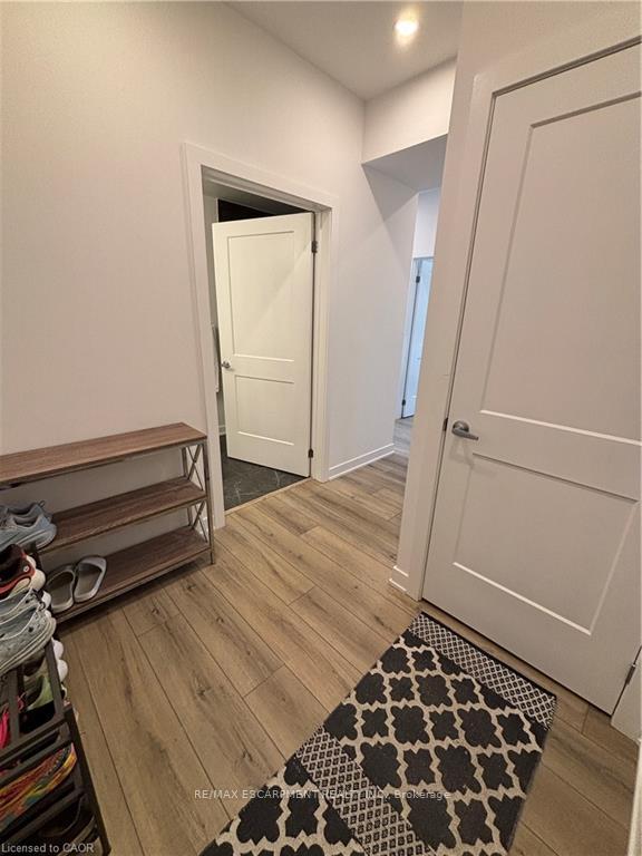 312 Erb Street 516, Waterloo — photo 4 of 5