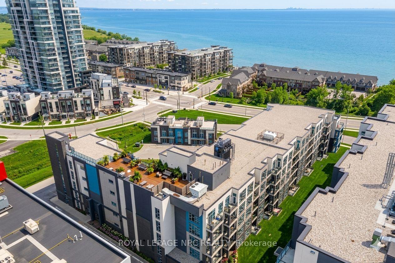 10 Concord Place 412, Grimsby, ON L3M 0G6 — Grimsby, Ontario