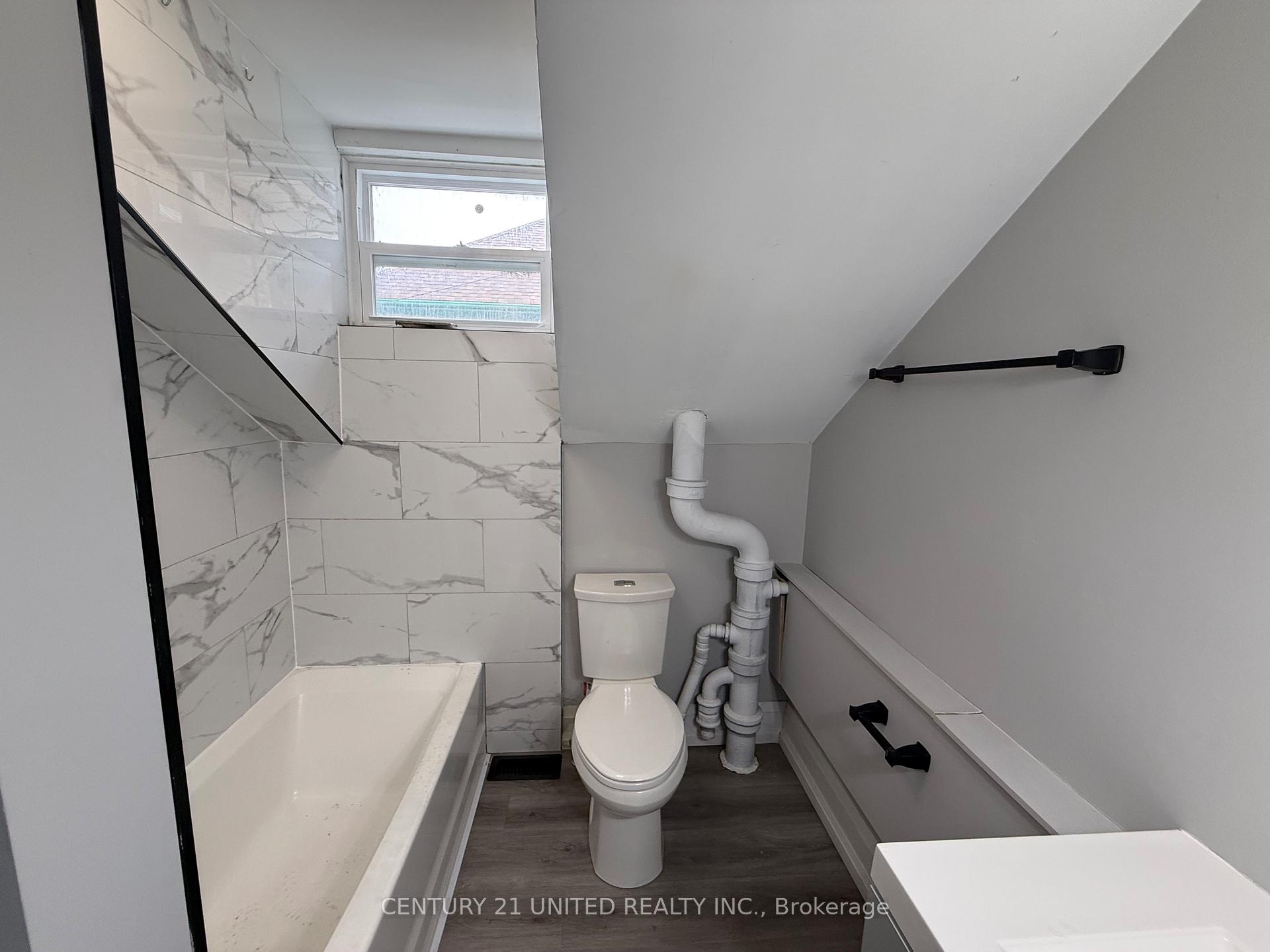 468 Bolivar Street A, Peterborough — photo 5 of 5