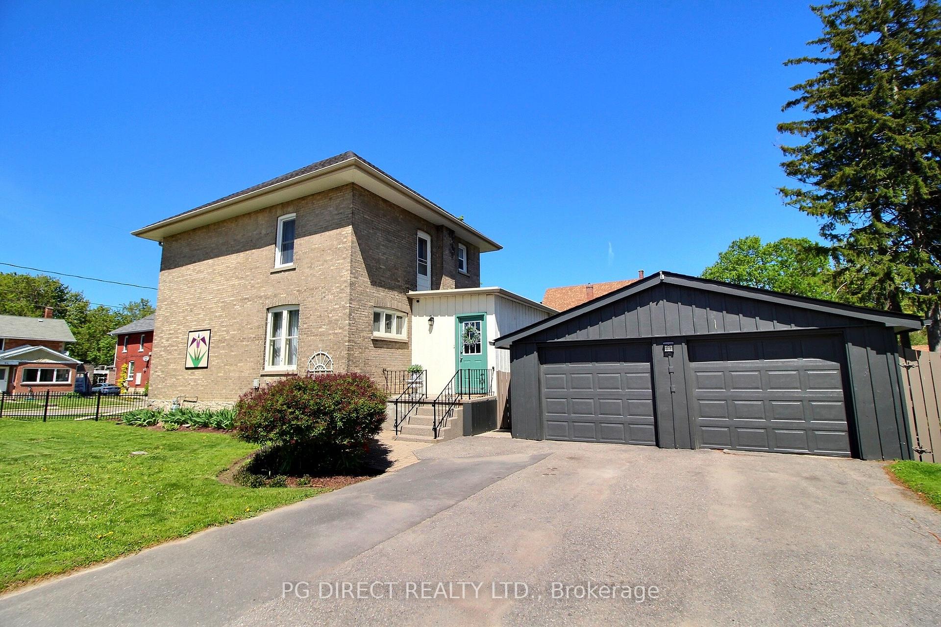 83 Peel Street, Kawartha Lakes — photo 2 of 5