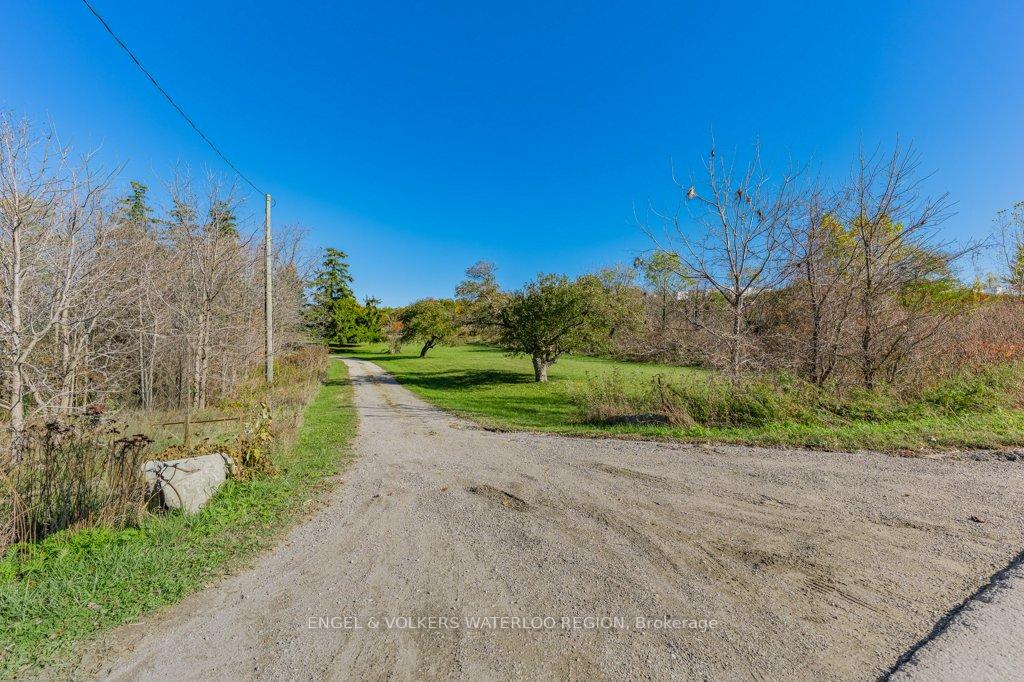 1373 Edworthy Side Road, North Dumfries — photo 3 of 5