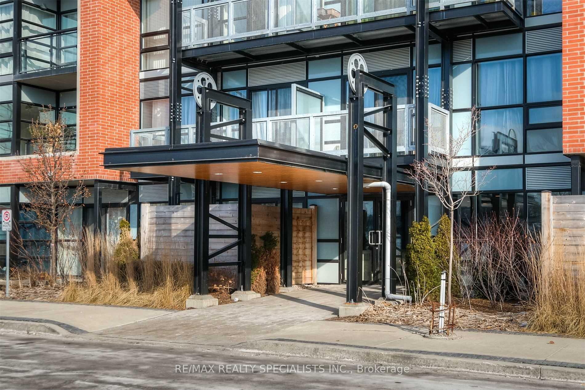 155 ST LEGER Street 103, Waterloo — photo 4 of 5