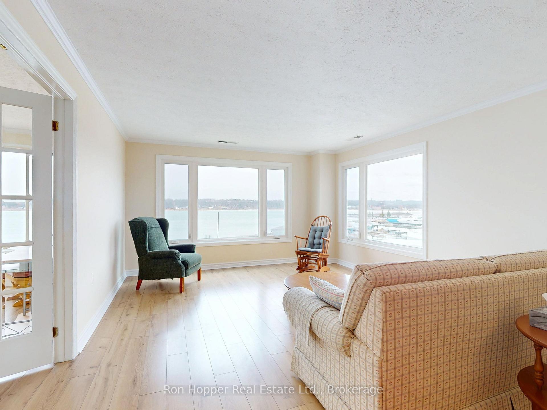 2555 3rd Avenue W 303, Owen Sound — photo 3 of 5