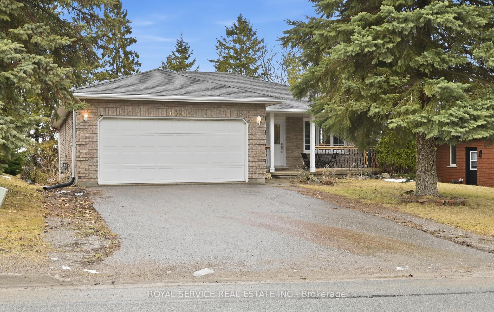 604 Fortye Drive, Peterborough — photo 2 of 5