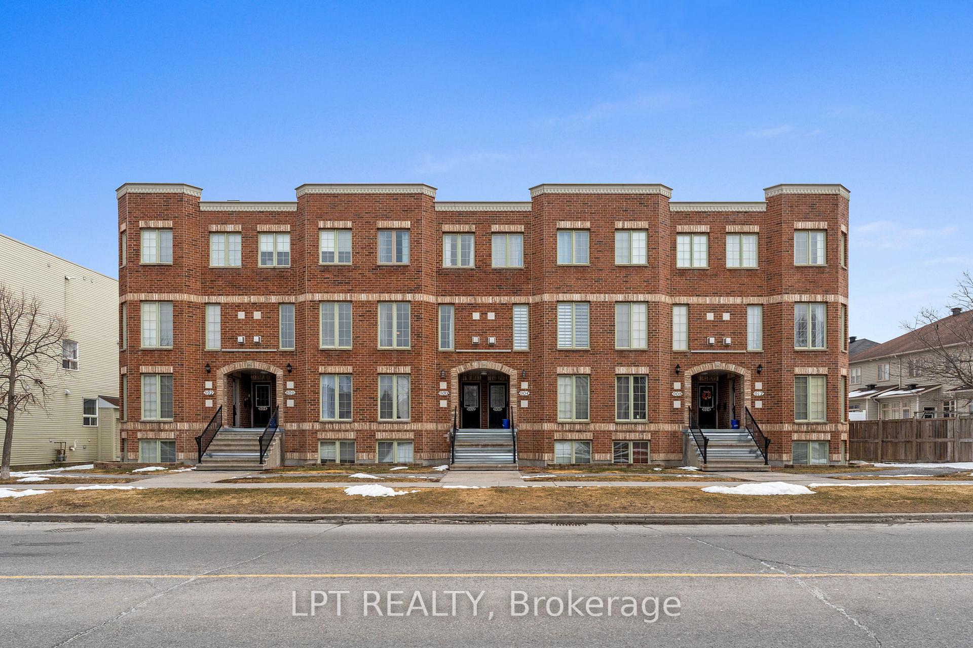 902 Longfields Drive, Barrhaven, ON K2J 5K6