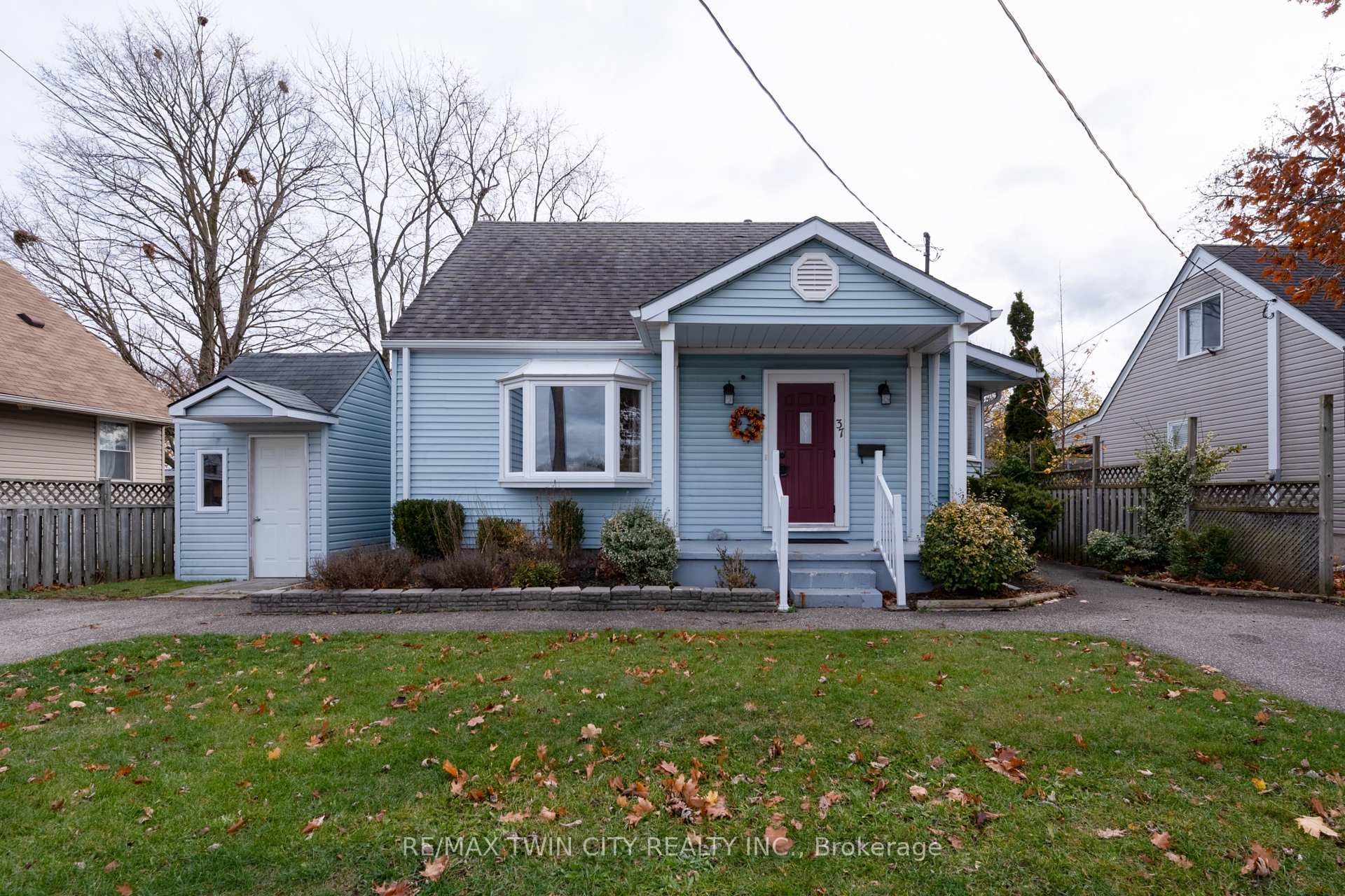 37 Frank Street, Brantford, ON N3T 5E1 — Brantford, Ontario