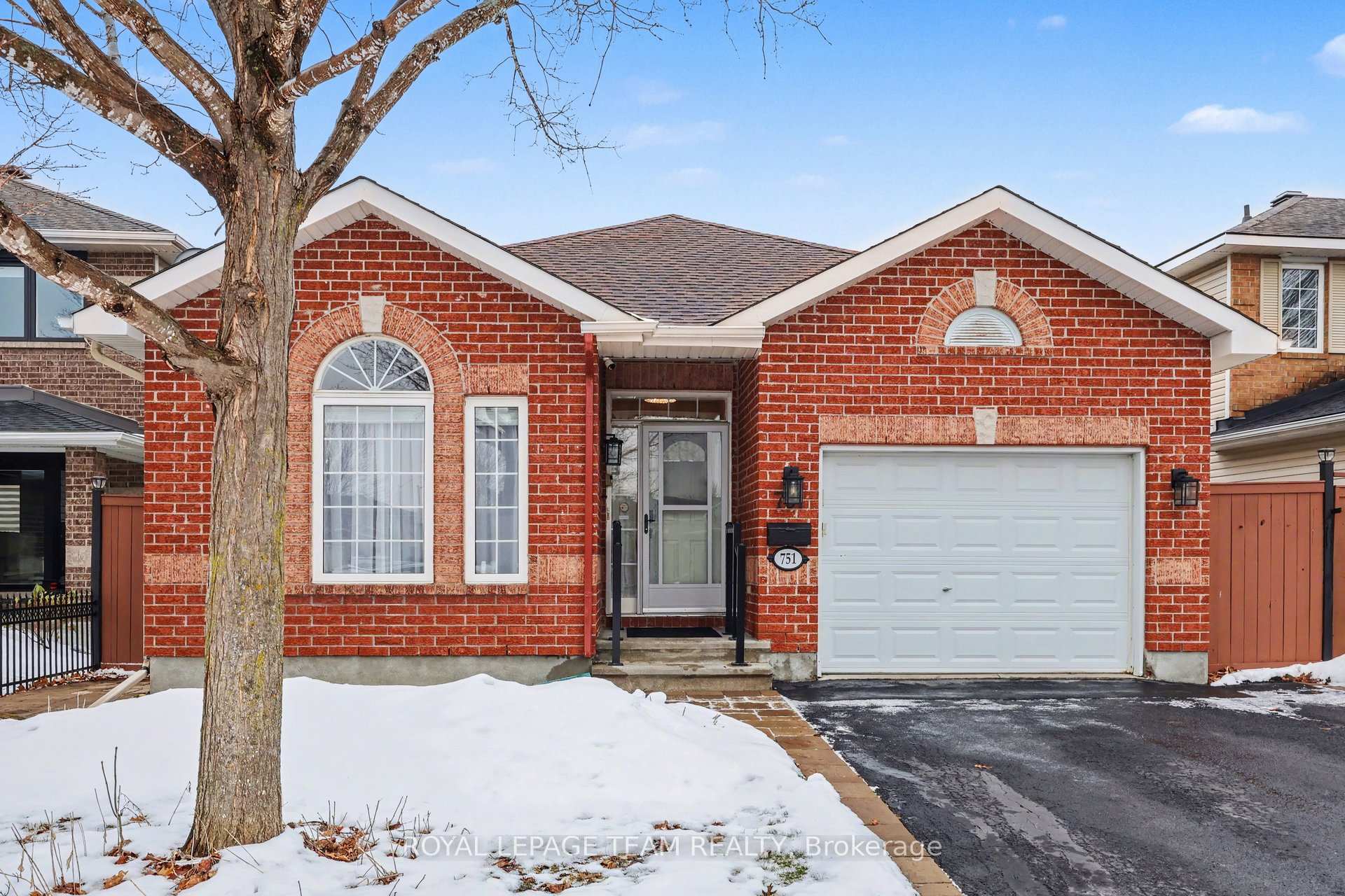 751 Vermillion Drive, Blossom Park - Airport and Area — photo 2 of 5