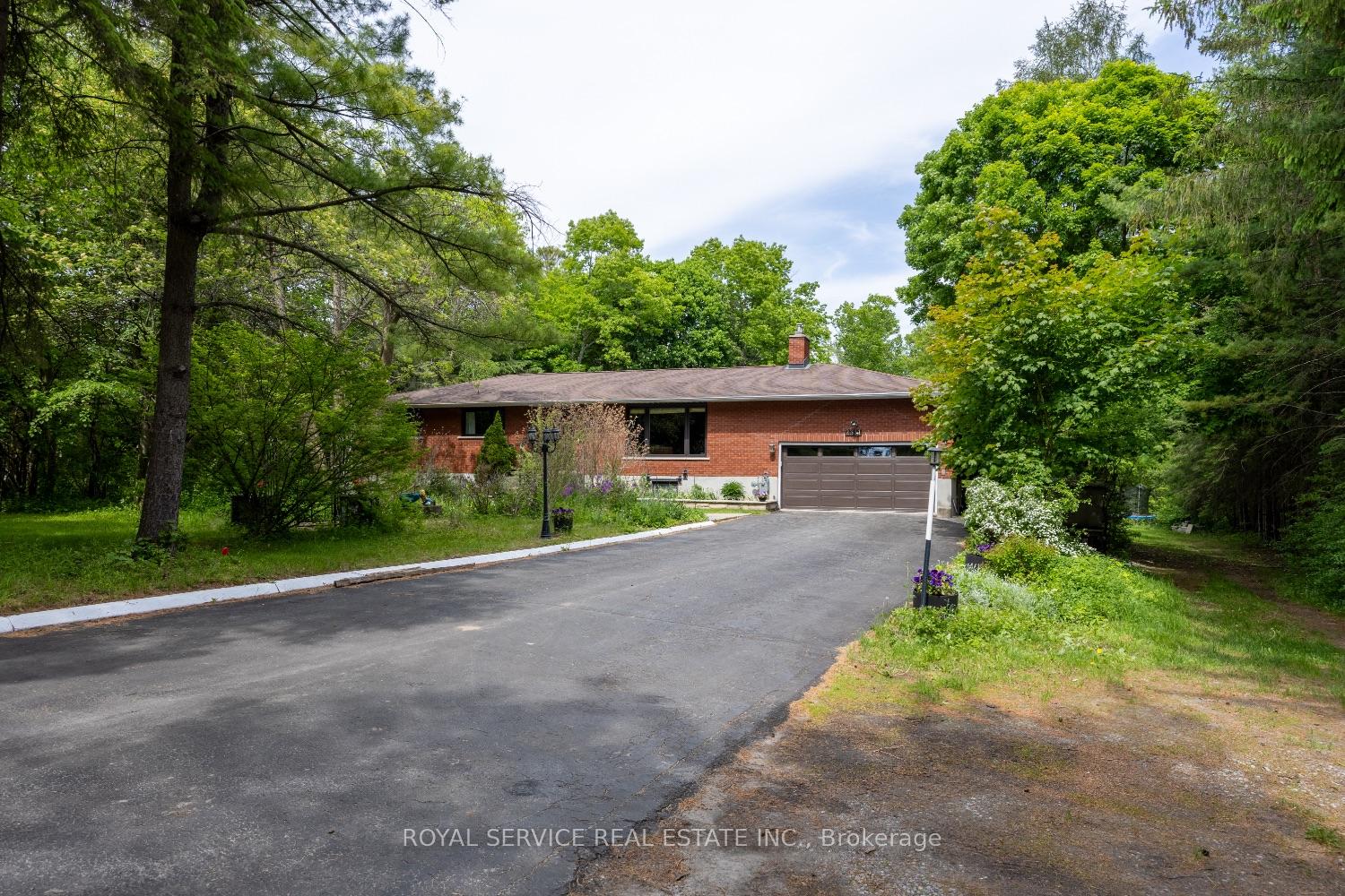 2311 Division Street N, Hamilton Township — photo 2 of 5