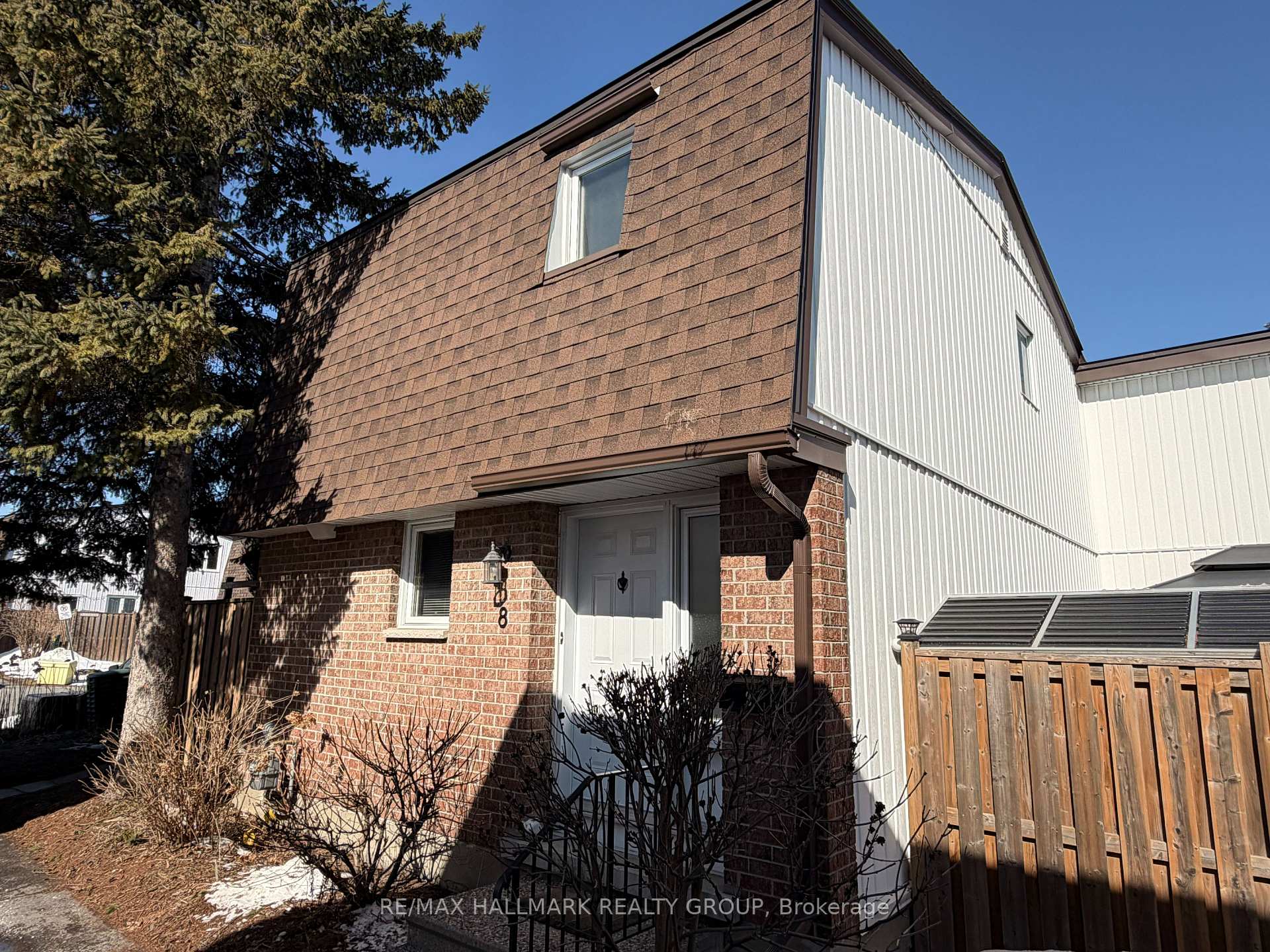 837 Eastvale Drive 8, Beacon Hill North - South and Area, ON K1J 7T5