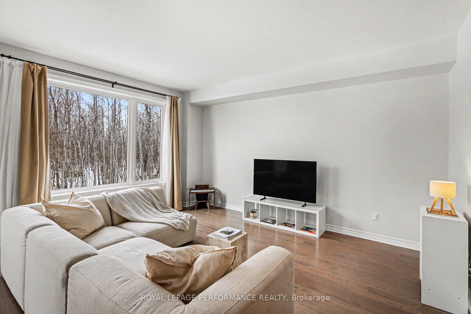 14 Academie Street, Russell — photo 5 of 5