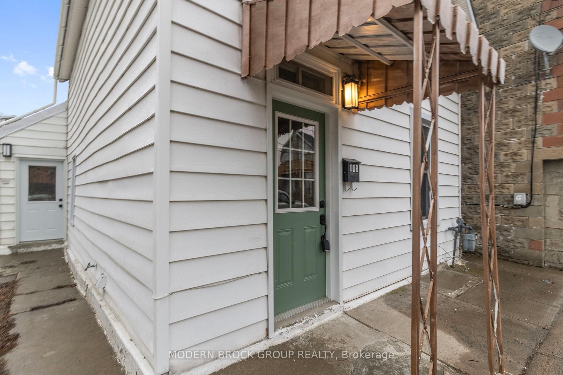 108 George Street, Brockville — photo 5 of 5