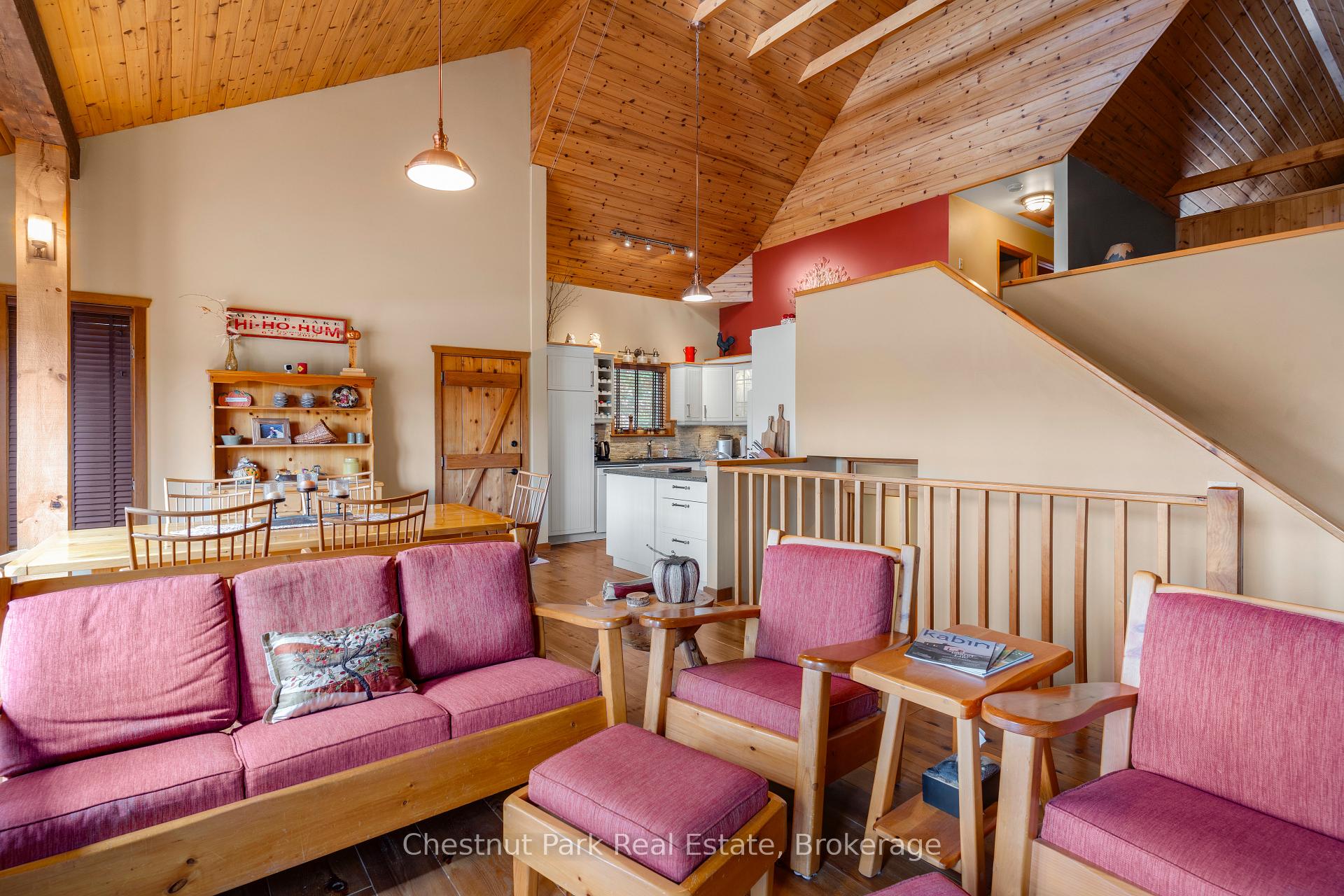 1109 Canopy Lane, Algonquin Highlands — photo 4 of 5