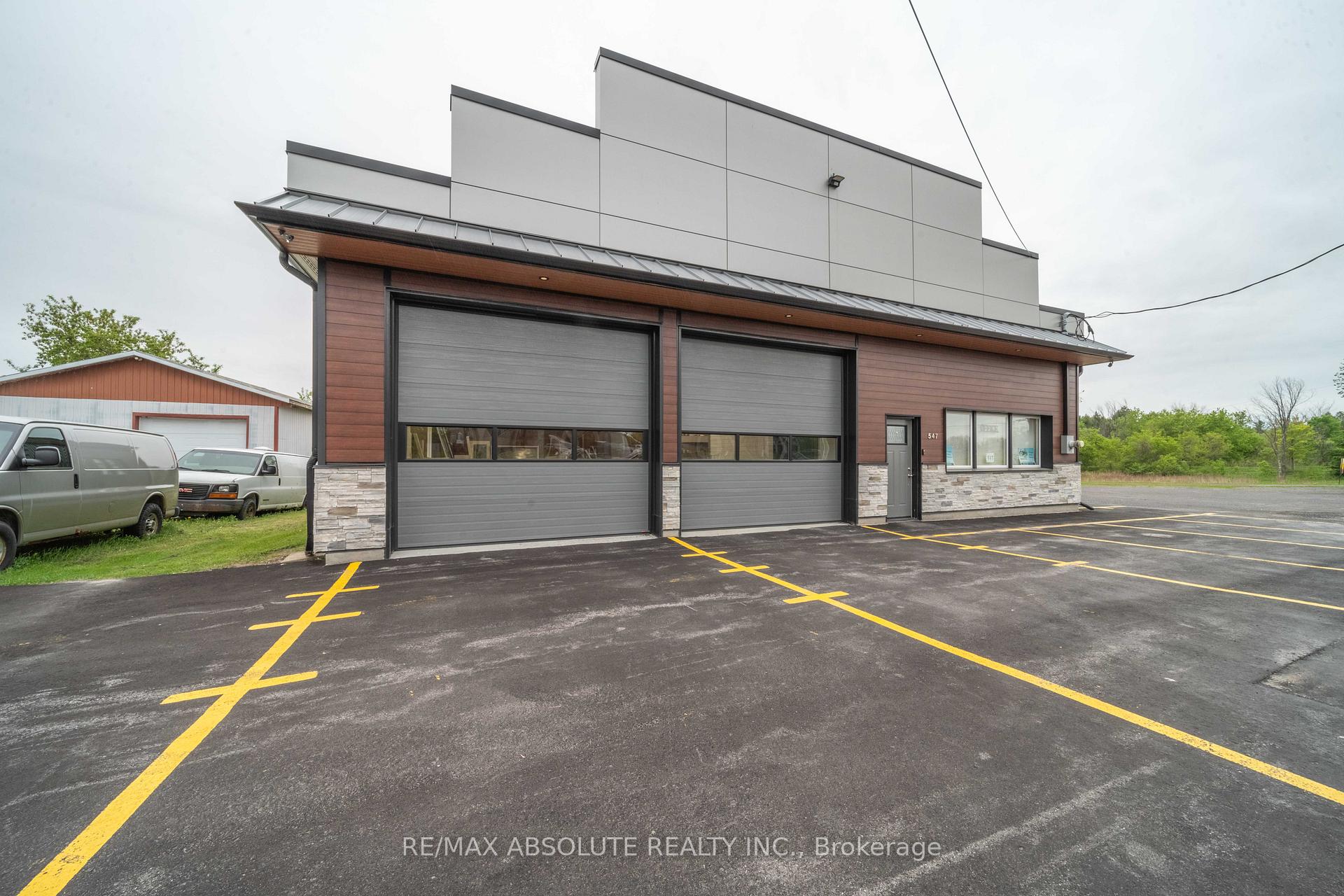 547 County Rd 9 Road, Alfred and Plantagenet, ON K0B 1L0