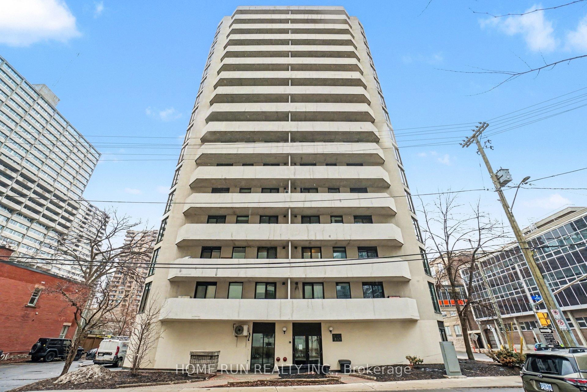 200 BAY Street 1103, Ottawa Centre, ON K1R 7W8 — Ottawa Centre, Ontario