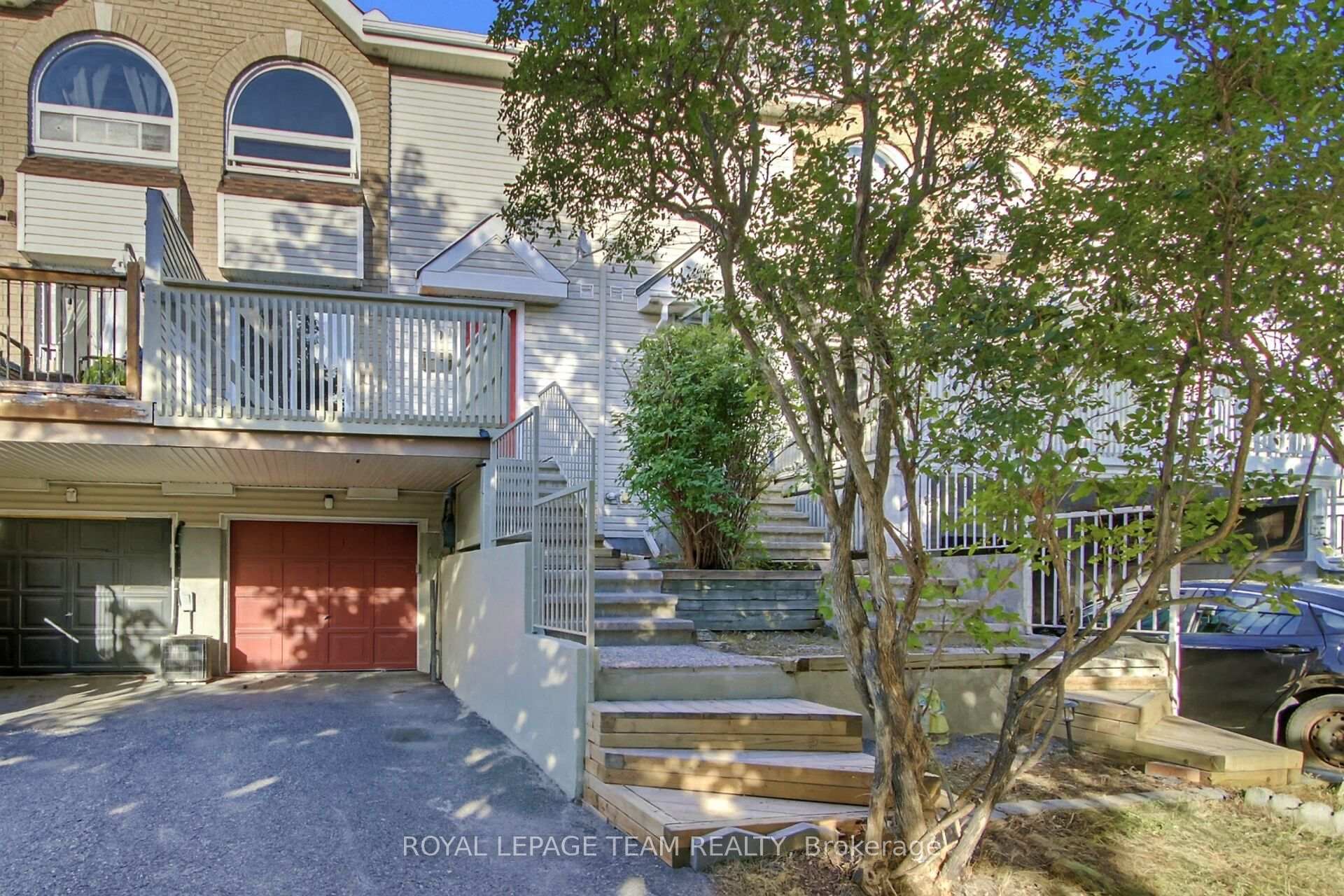 89 Thornbury Crescent, South of Baseline to Knoxdale, ON K2G 6C4 — South of Baseline to Knoxdale, Ontario
