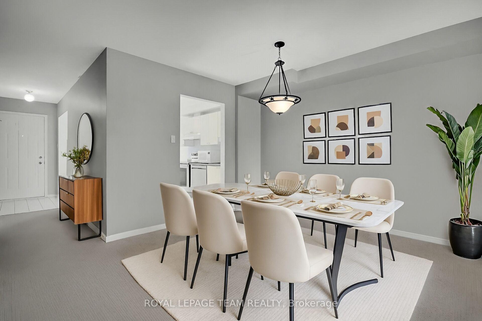 89 Thornbury Crescent, South of Baseline to Knoxdale — photo 4 of 5