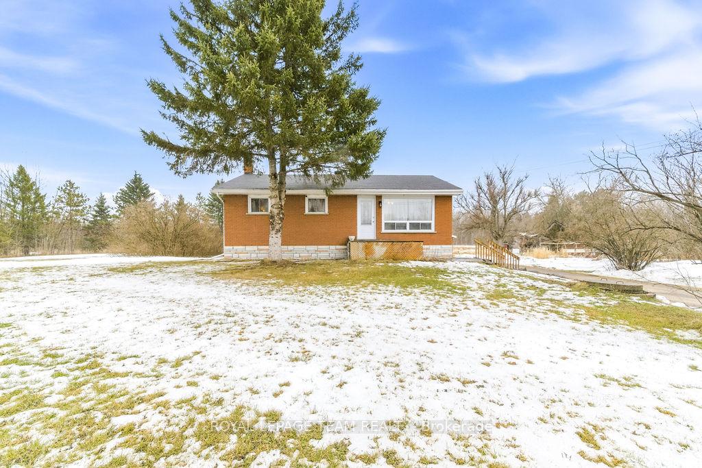 285 Foymount Road, Bonnechere Valley — photo 2 of 5