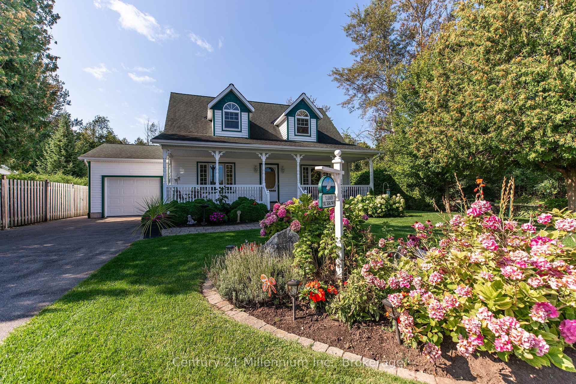 171 Island Street, Saugeen Shores, ON N0H 2L0 — Saugeen Shores, Ontario