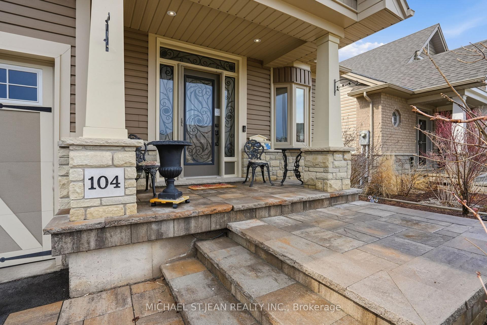 104 Anastasia Boulevard, West Lincoln — photo 3 of 5
